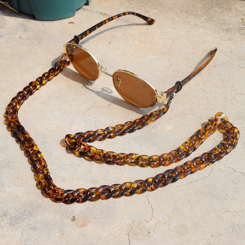 Stylish Tortoise Shell Eyewear Chain Bowlift