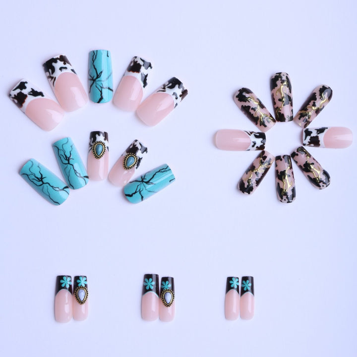 Artful fingernails with unique marble and jewelry design Bowlift