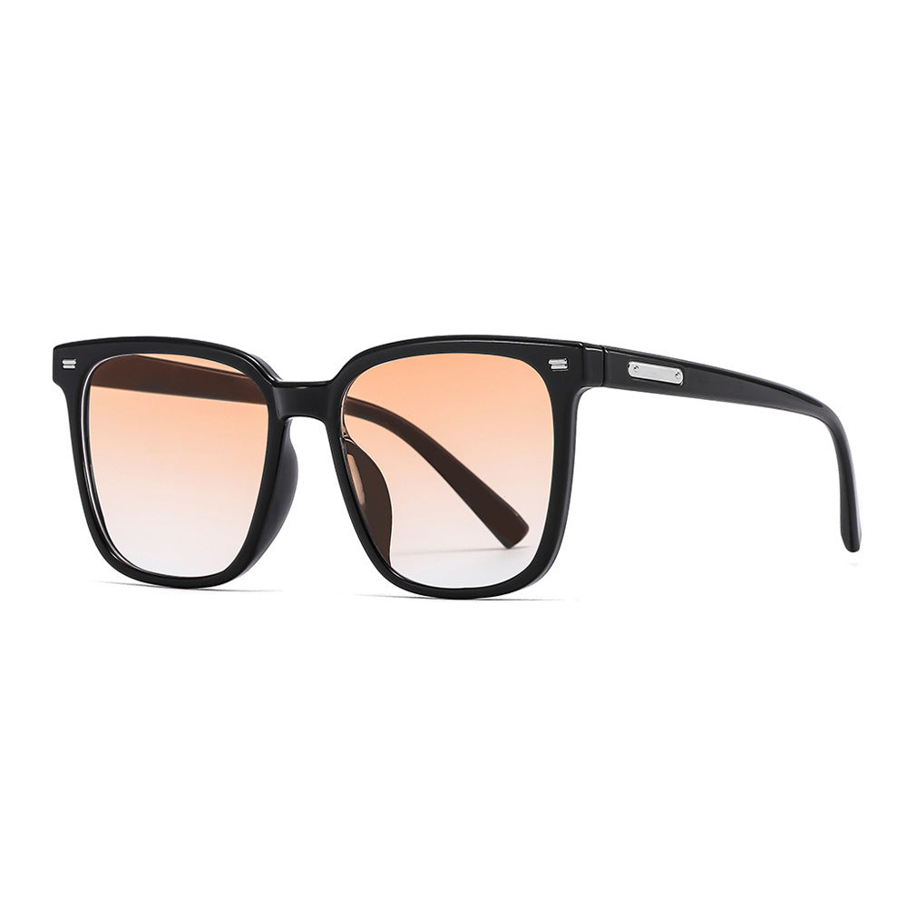 Women's Designer Sunglasses in Casual Stylish Frame Bowlift
