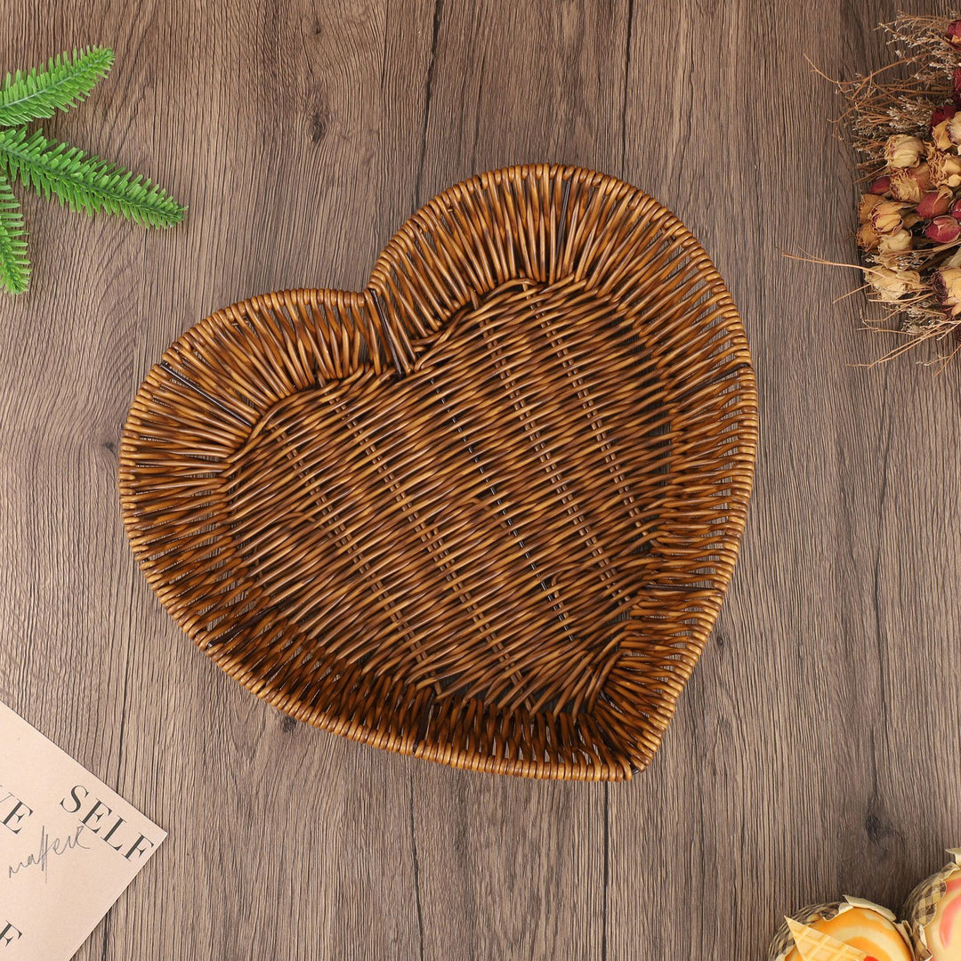 Decorative Heart-Shaped Bowlift