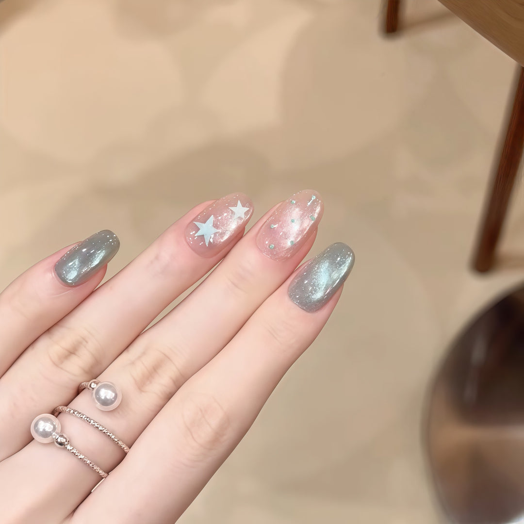 Nail design with galaxy effects Bowlift