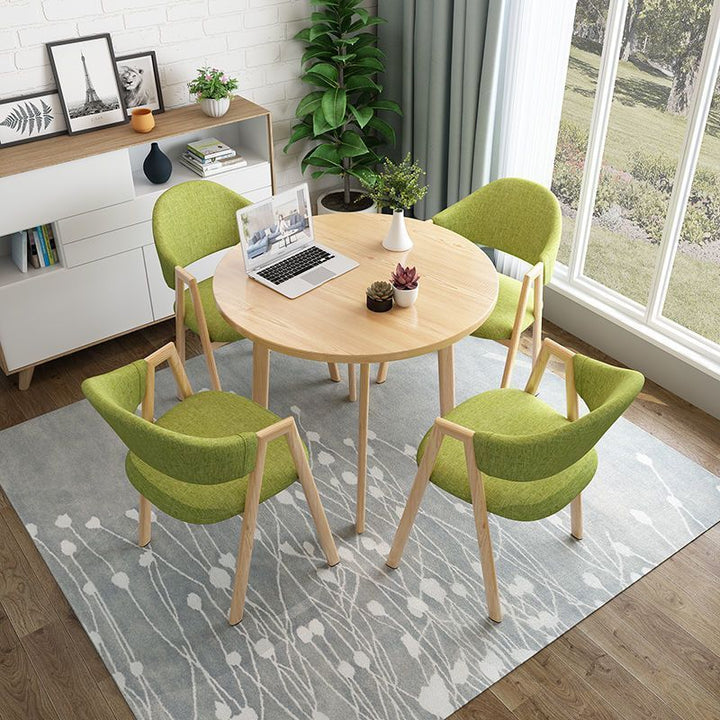Dining chair with ergonomic upholstery and modern design Bowlift