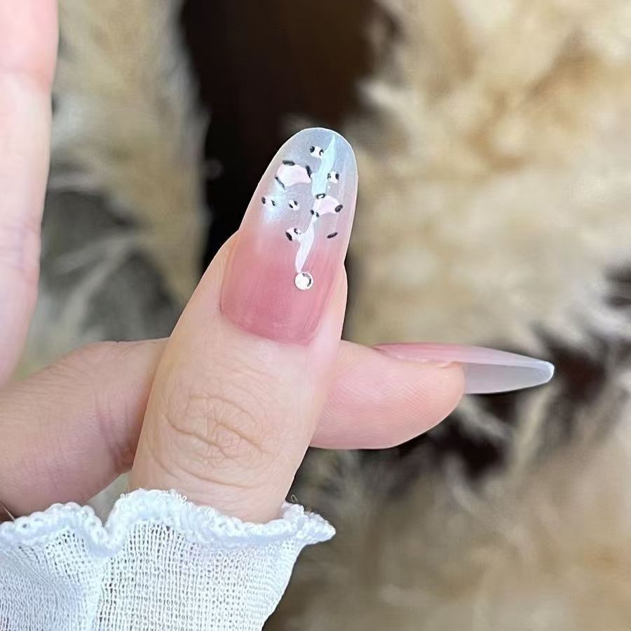 Premium Nail Art Press-On Set Bowlift