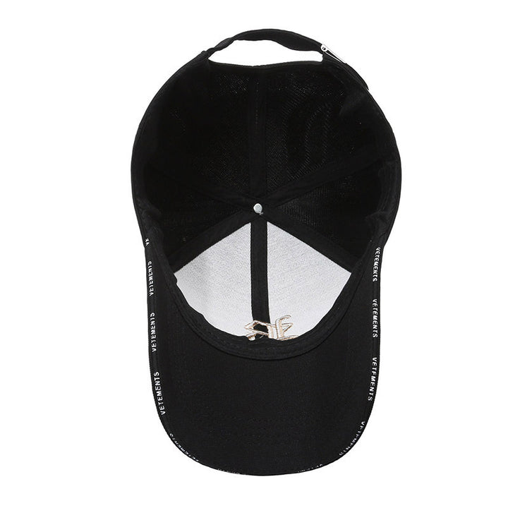Women’s Sporty Baseball Cap Bowlift