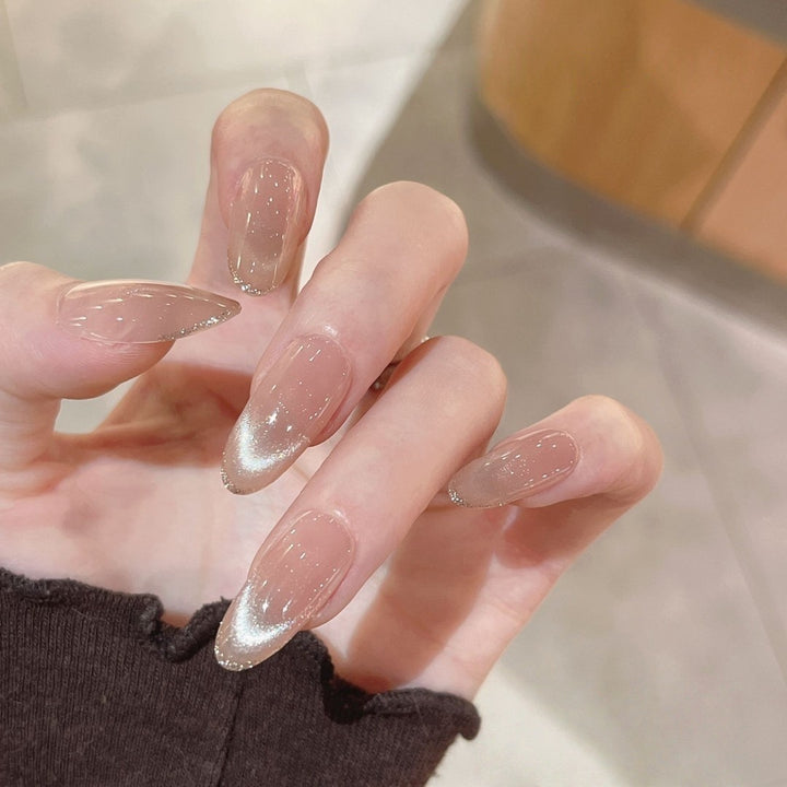 Artificial nails with elegant glitter fringe Bowlift
