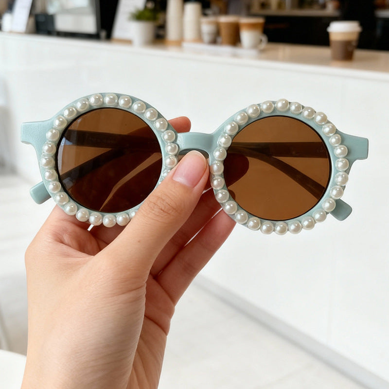 Elegant Pearl-Embellished Round Sunglasses Bowlift