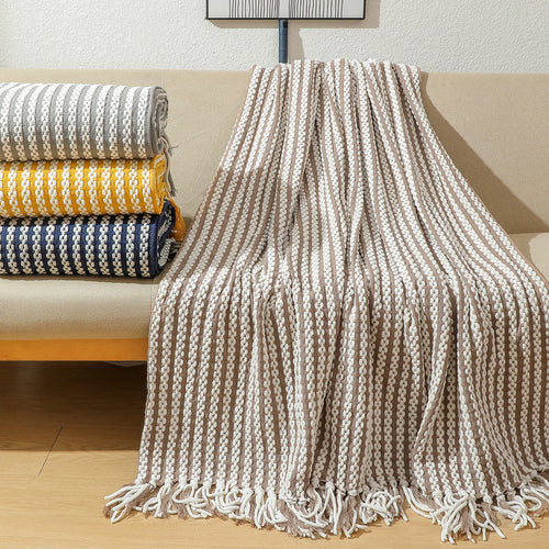 Decorative Throw Blanket Bowlift
