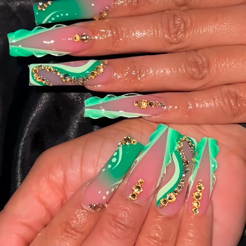 Decorative Press-On Nail Art Set with Rhinestone Accents Bowlift