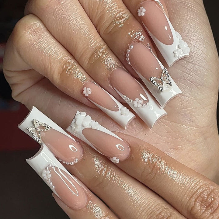 Elegant Floral Accent Acrylic Nail Art Extensions Bowlift