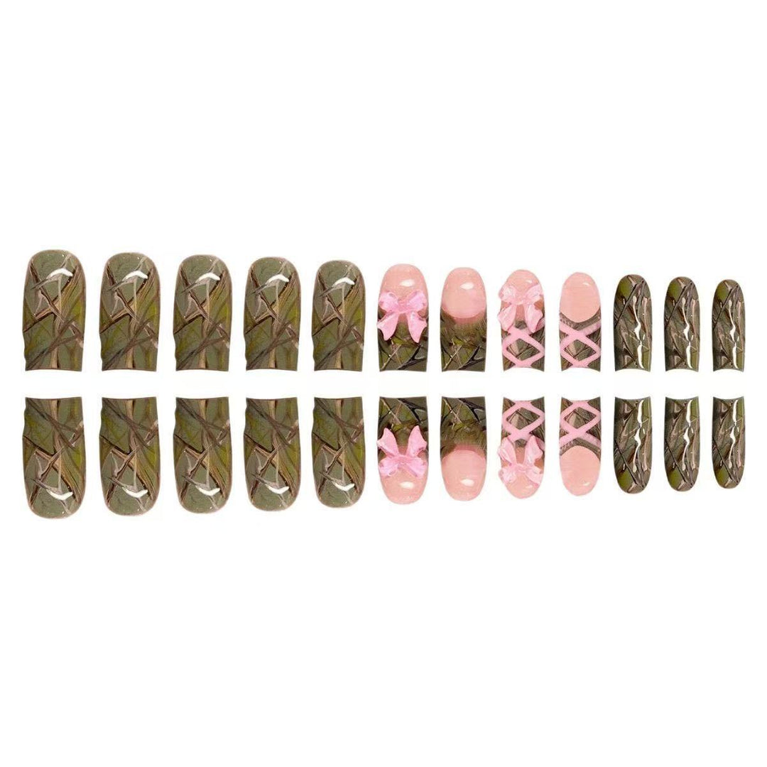 Detailed Artistic Nail Design Kit Bowlift