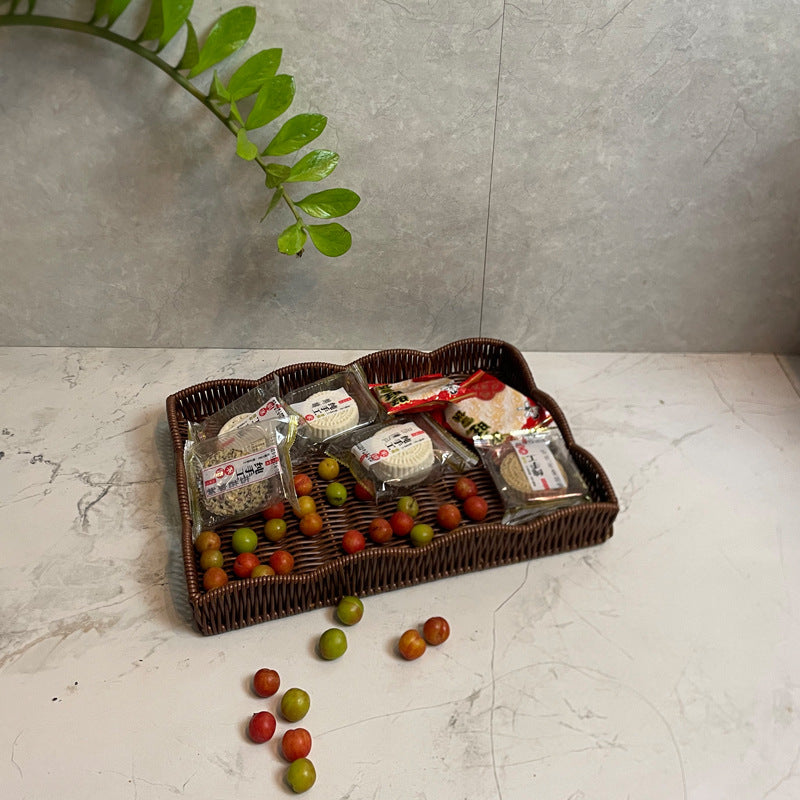 Ladies elegant serving tray made of high-quality weave Bowlift