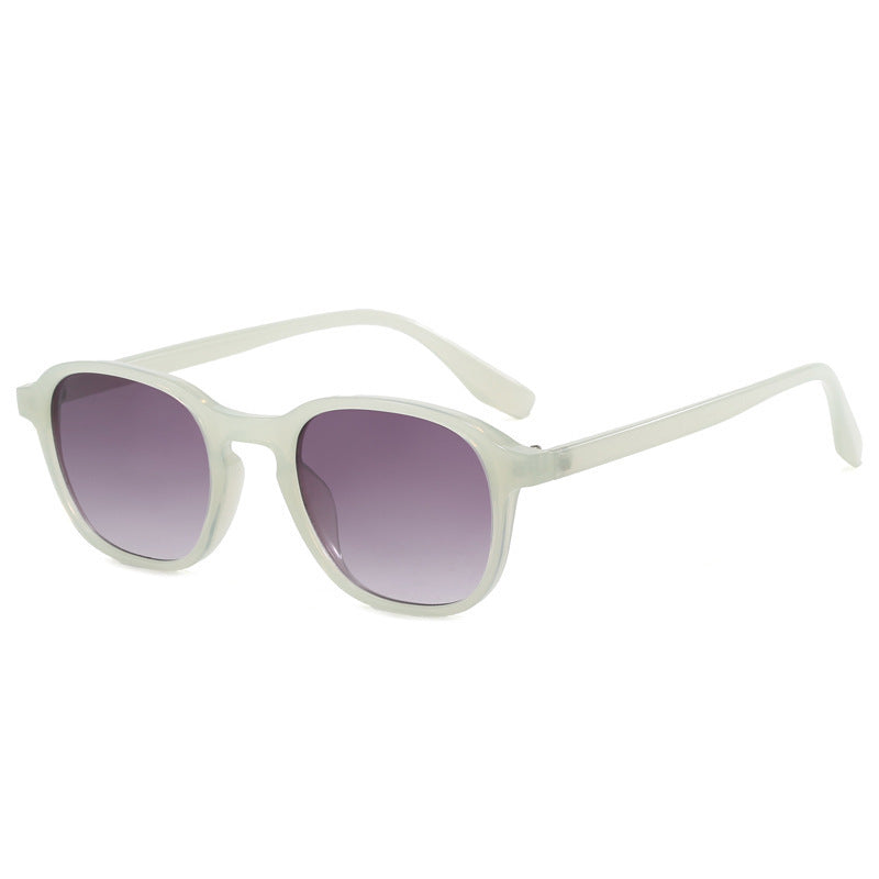Women's fashionable sunglasses in oval design Bowlift