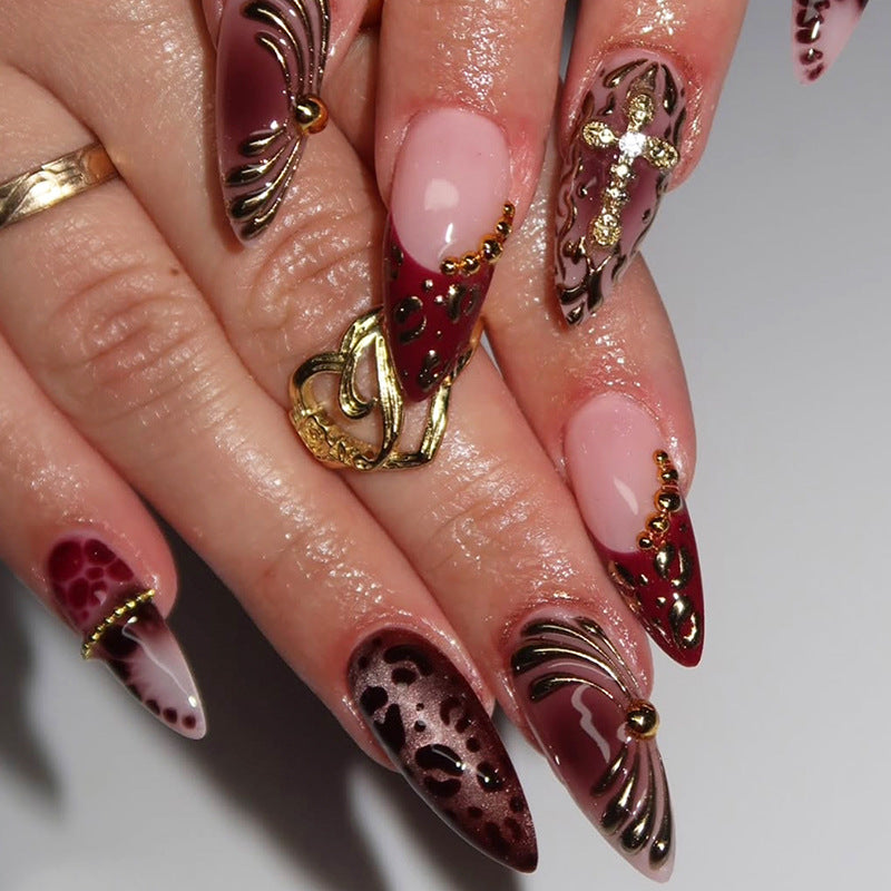 Artistic Stiletto Press-On Nail Set with Ladybug Motif Bowlift