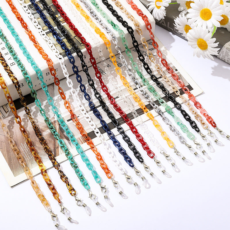 Fashionable necklace with clip clasp Bowlift
