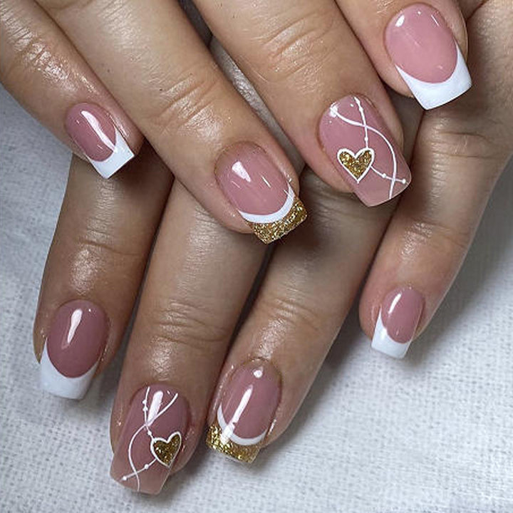 Elegant Heart-Themed Acrylic Nail Art Bowlift