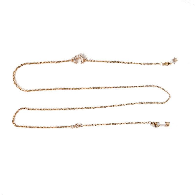 Fashionable jewelry necklace with sparkling crystals Bowlift