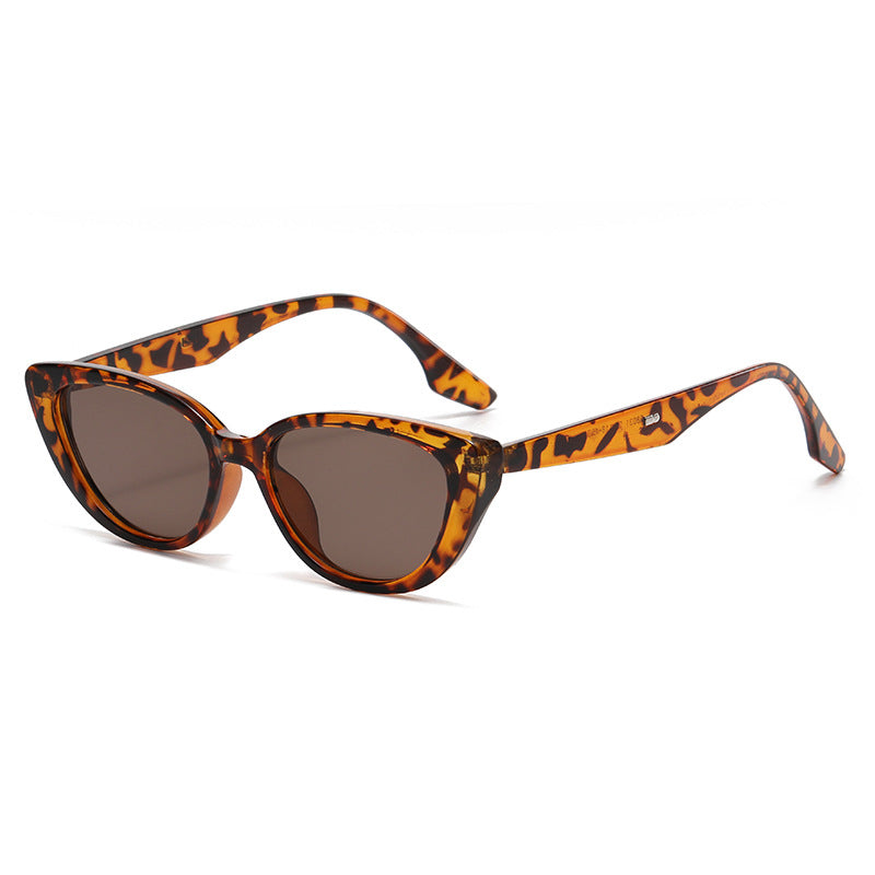 Women's Cat-Eye Sunglasses with Stylish Tortoiseshell Design Bowlift