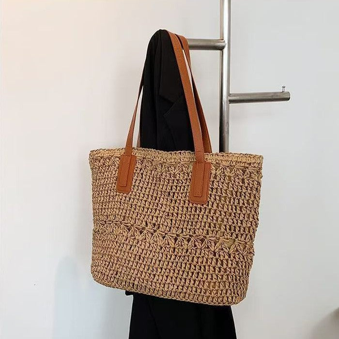 Natural beach bag with sturdy leather handles Bowlift