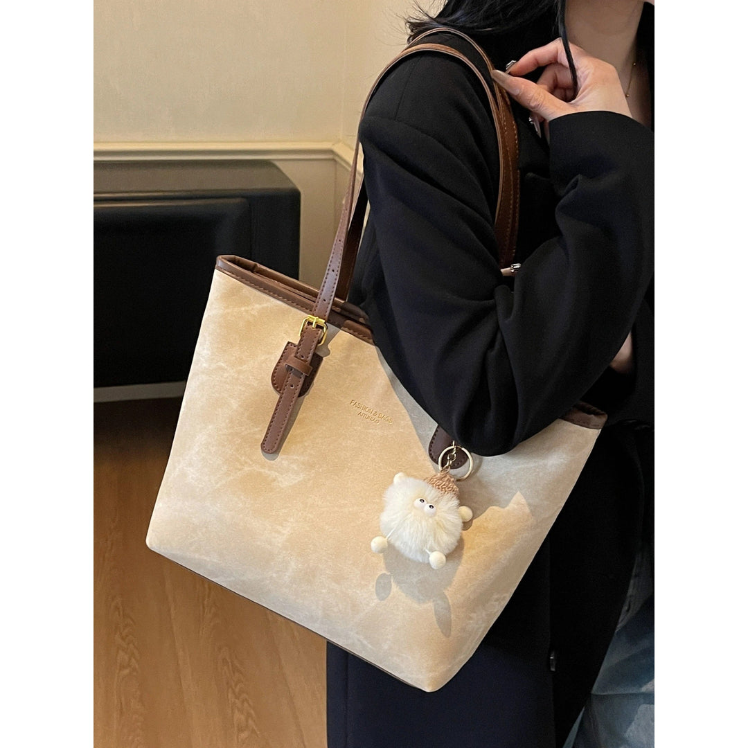 Spacious Multi-Functional Tote Bag Bowlift