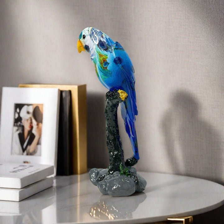 Artistic Parrot Sculpture Bowlift