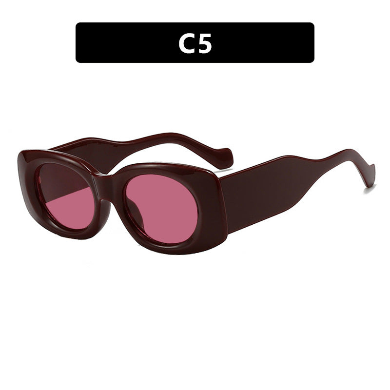Women's trendy sunglasses in eye-catching retro design Bowlift