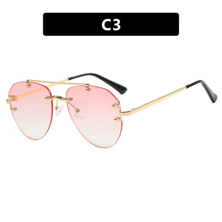 Women modern pilot sunglasses with gradient lenses and slim metal frame Bowlift