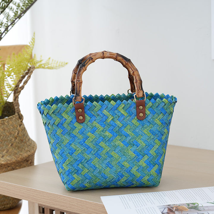Handbag Made of Woven Bast Bowlift