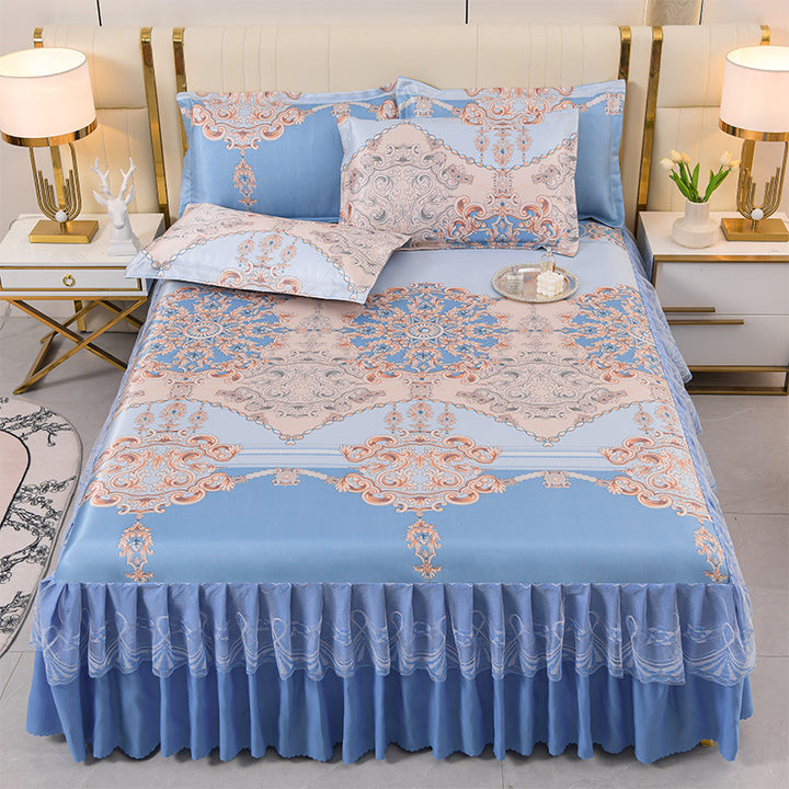Ladies daybed cover with playful bear motif Bowlift