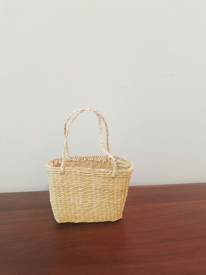 Handcrafted Woven Glass Holder Bowlift