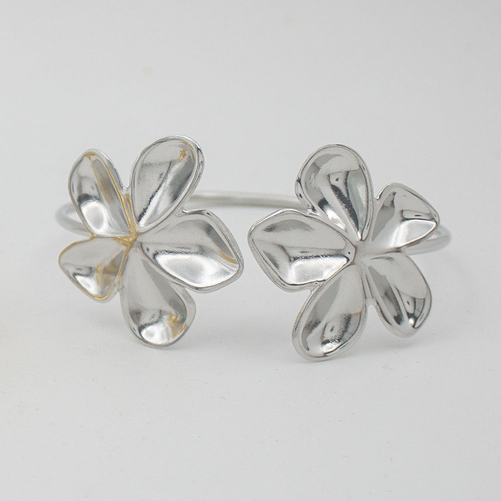 Elegant Flower Cuff Bracelet Bowlift