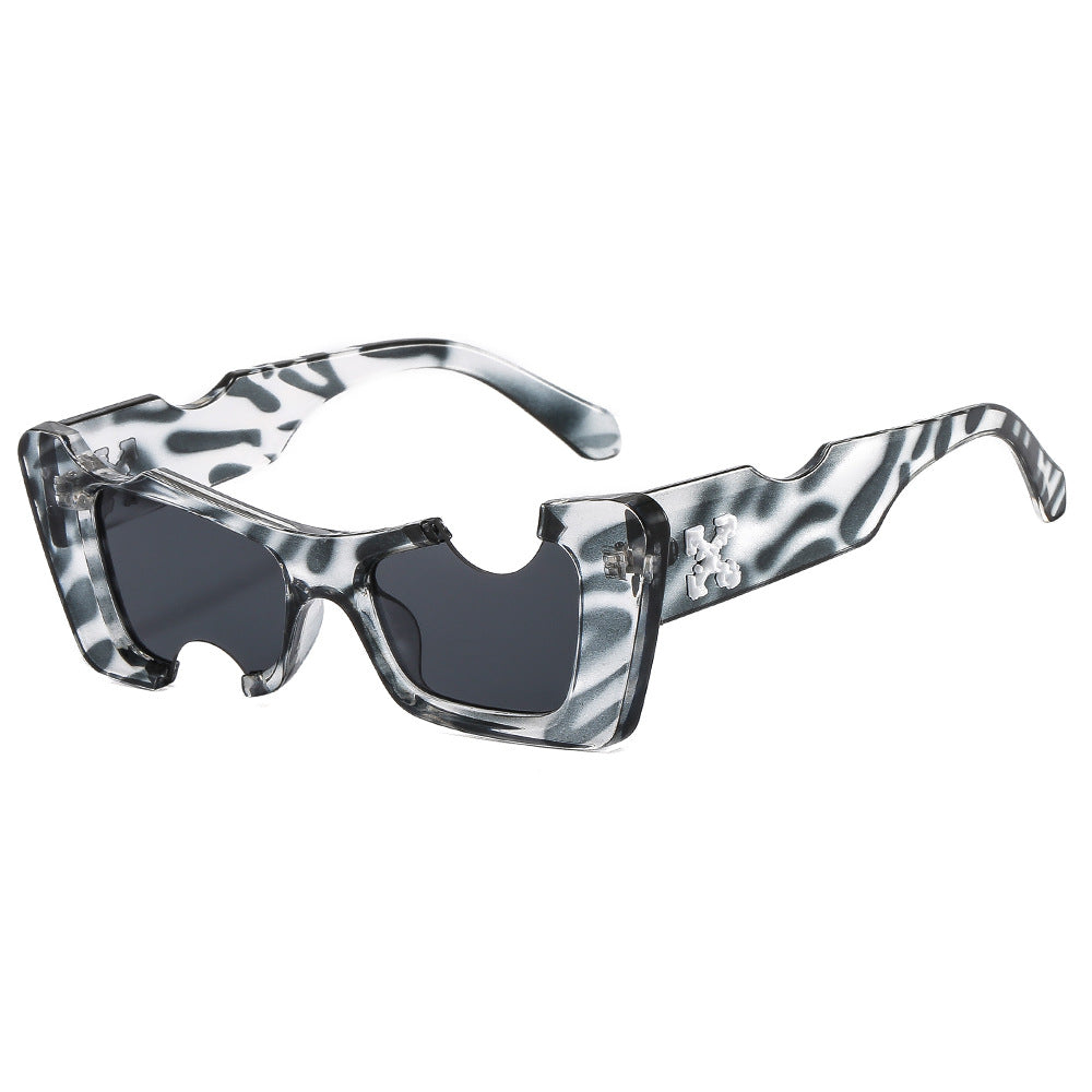 Women futuristic designer sunglasses Bowlift