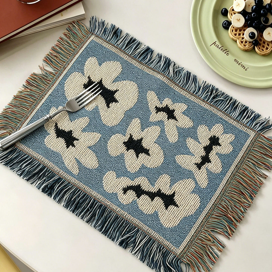 Artistic Animal-Themed Throw Blanket