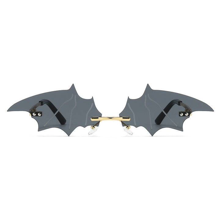 Women's creative and eye-catching sunglasses with bat design Bowlift