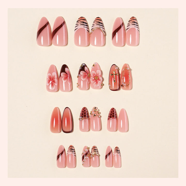 Floral Articulate Press-On Nail Set Bowlift
