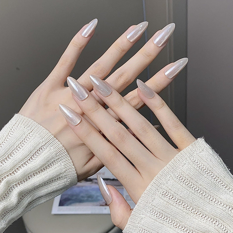 Elegant Glossy Stiletto Press-On Nails Bowlift