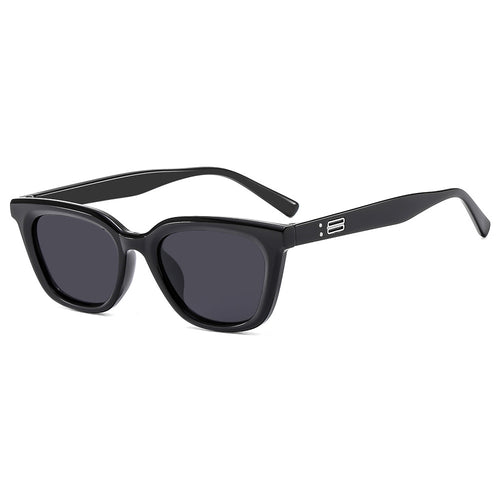 Ladies stylish sunglasses in modern design with wide frame Bowlift