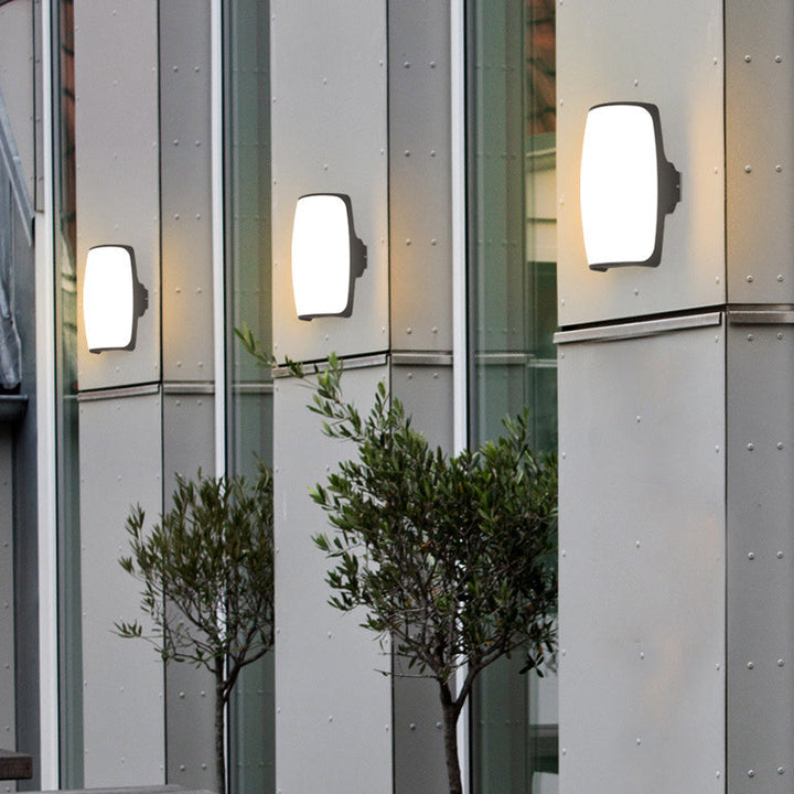 Waterproof Acrylic Curved Shade LED Outdoor Wall Sconce Lamp | Bowlift