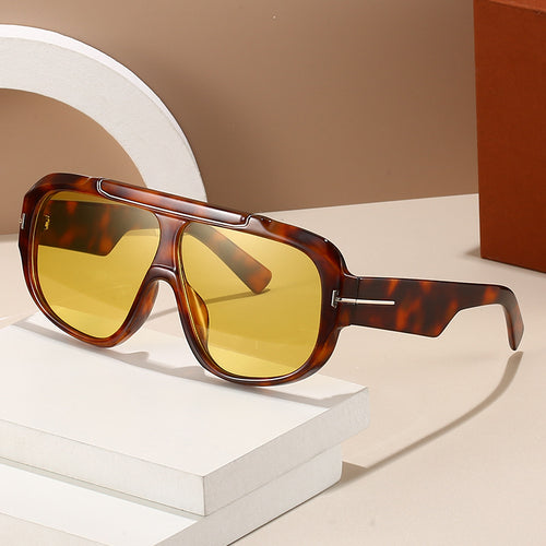 Ladies sporty sunglasses with stylish full rim design Bowlift