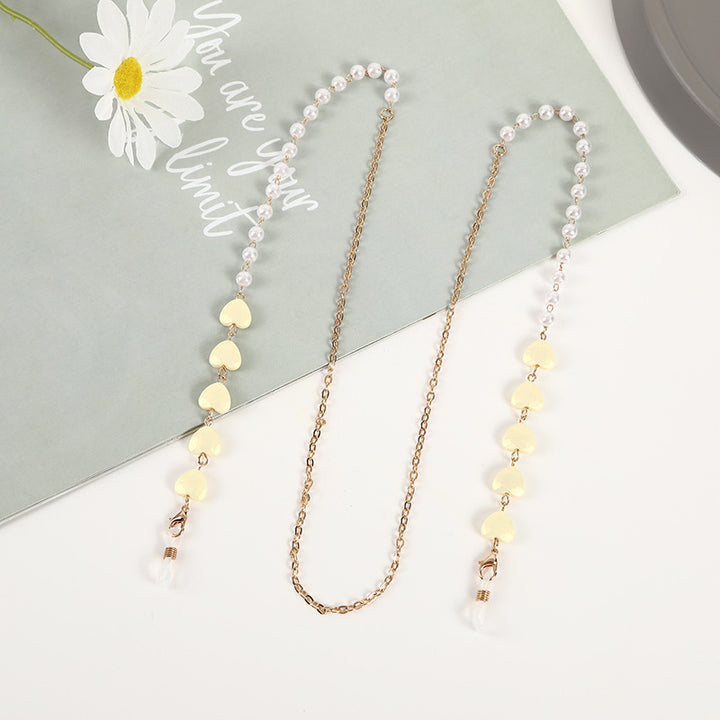Heart Charm Eyewear Chain Bowlift