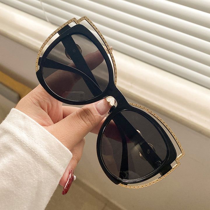 Women Cat-Eye Sunglasses with Sparkling Detail Bowlift