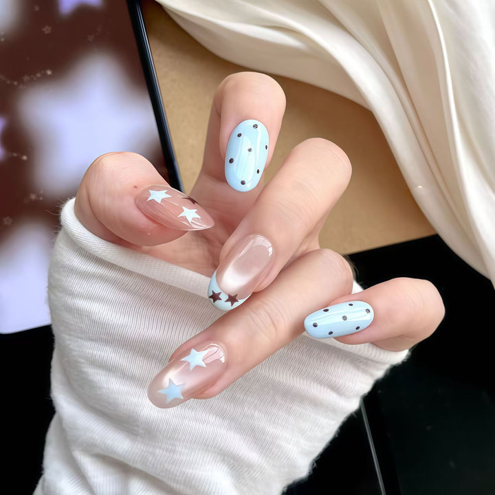 Artistic Star-Patterned Press-On Nail Art Bowlift