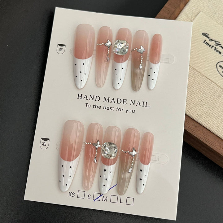 Elegant Handcrafted Press-On Nail Set Bowlift