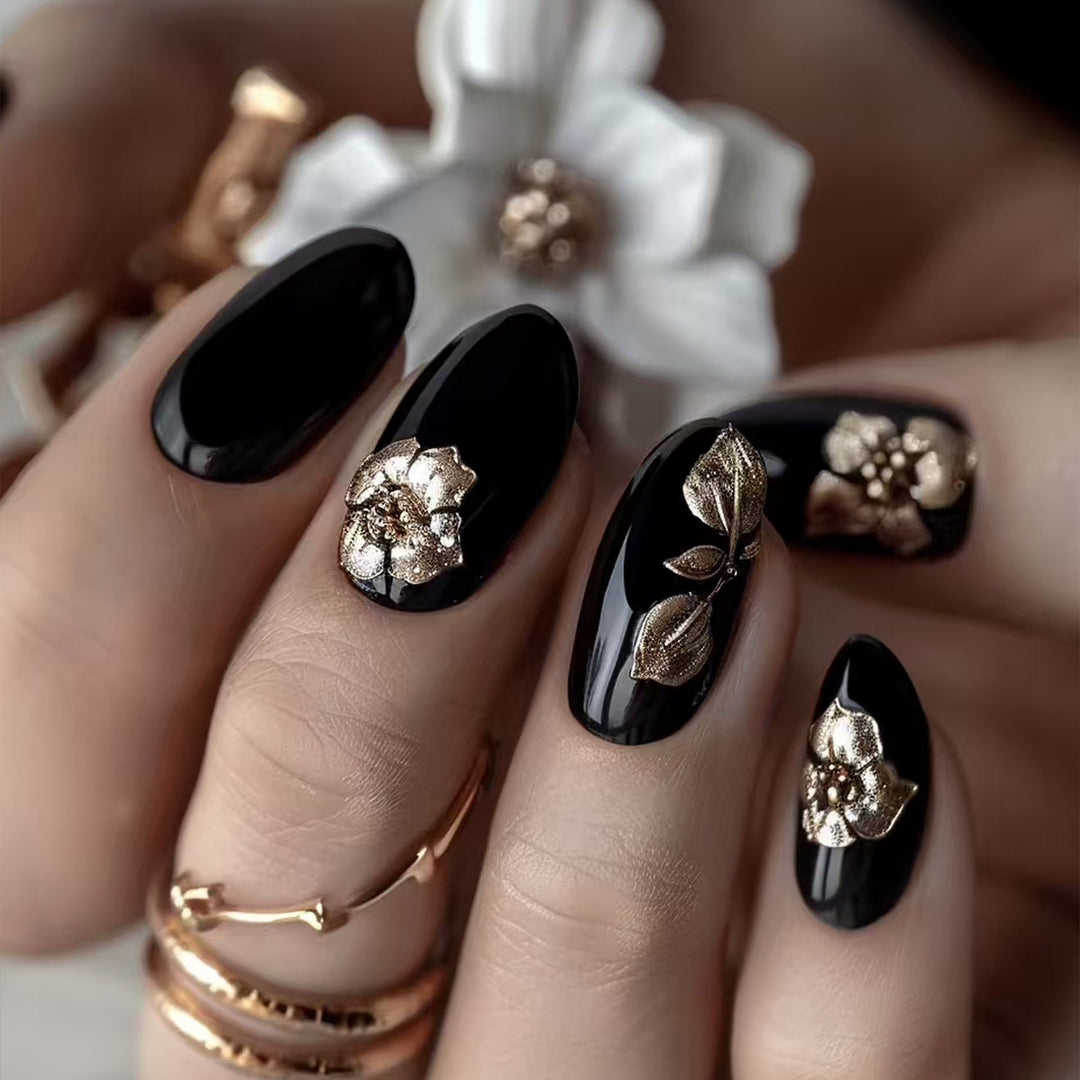 Artistic 3D Nail Tips with Maritime Design Bowlift