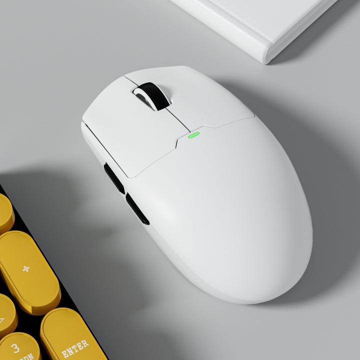 High-Performance Gaming Mouse with Adjustable Dpi Sensor Bowlift