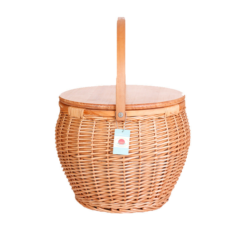 Ladies picnic basket made of high-quality natural material with sturdy wooden lid Bowlift