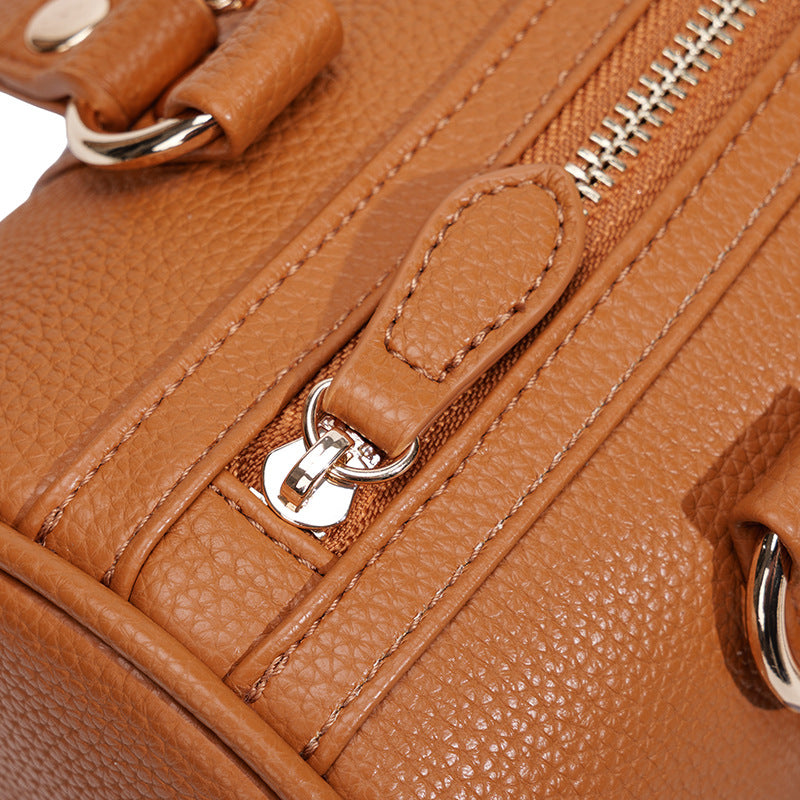 Fashionable Leather Handbag Bowlift