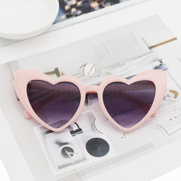 Women's Heart-Shaped Sunglasses with Glittering Frame Bowlift