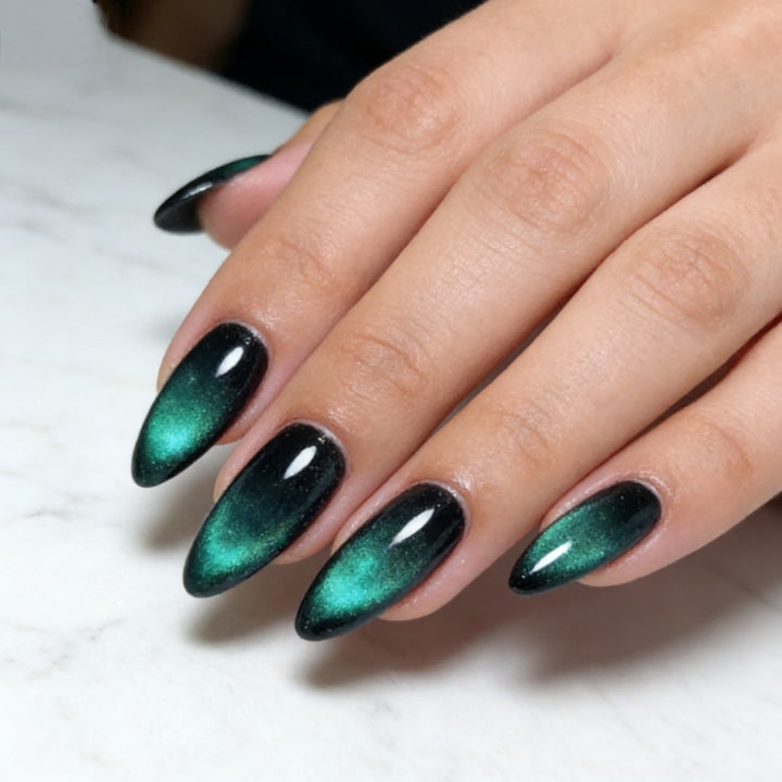 Iridescent Stiletto Press-On Nails Bowlift