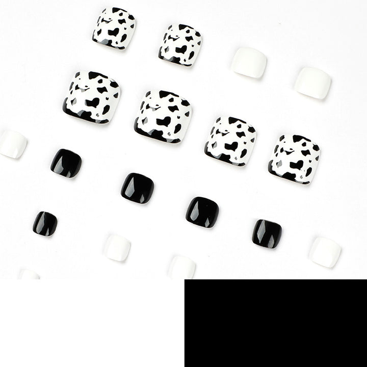 Artful toenail extensions with modern animal pattern Bowlift