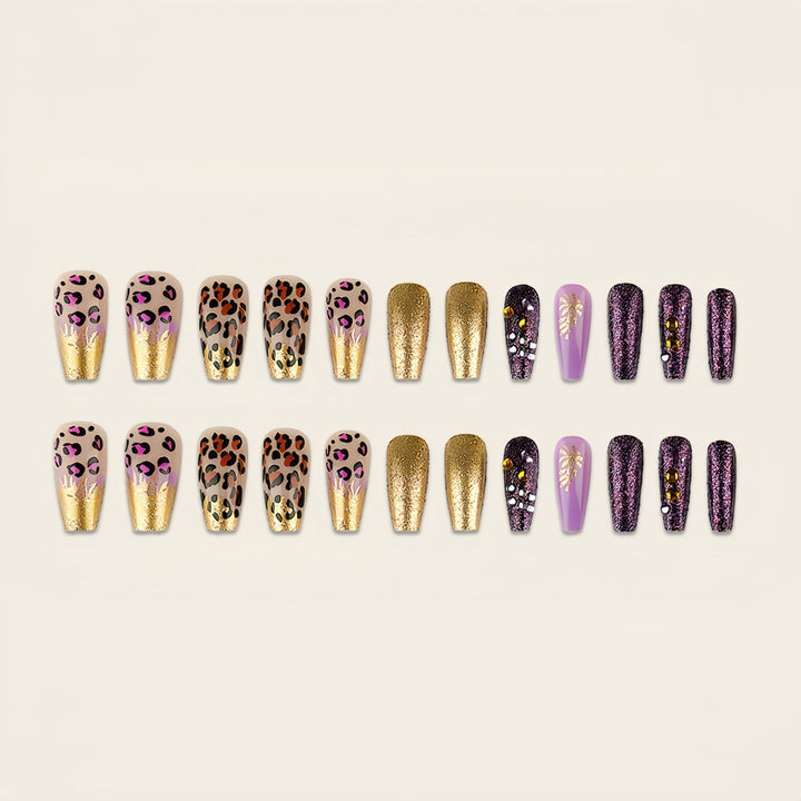 Artificial nails in stylish leopard design with luxurious glitter accents Bowlift